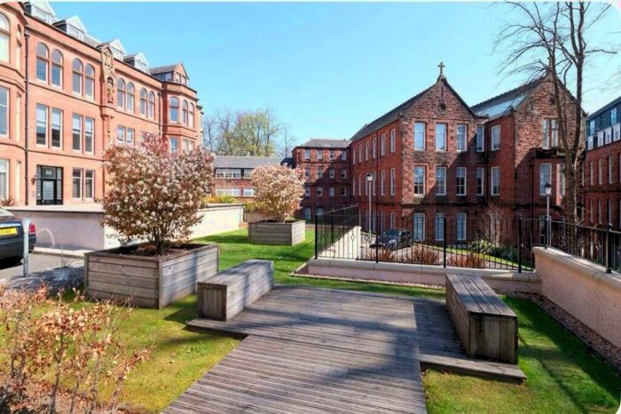 1 Bedroom Duplex To Rent In Victoria Crescent Road, G12