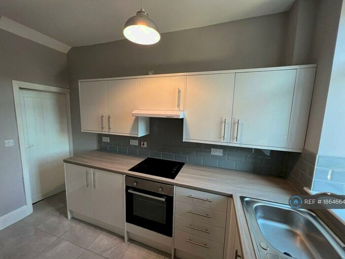 2 Bedroom Terraced House To Rent In South Street, Morley, Leeds, LS27