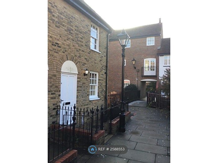2 Bedroom End Terrace House To Rent In Stour Court, Sandwich, Kent, CT13