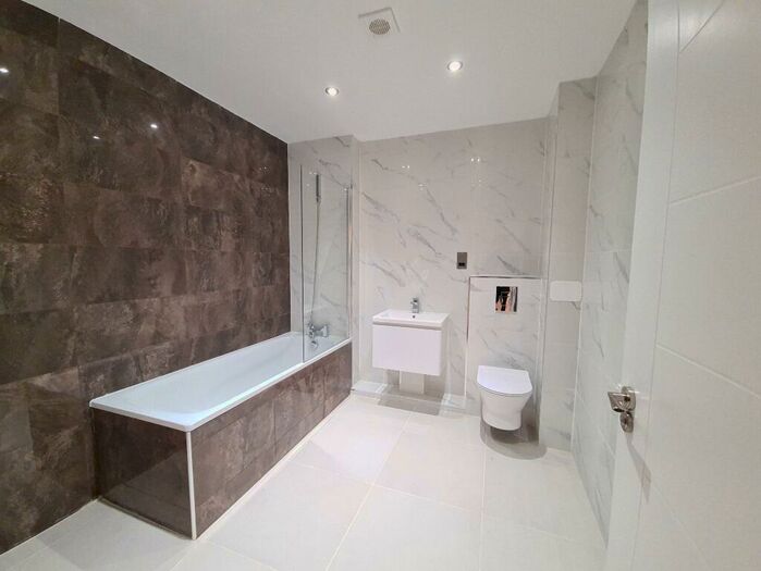 1 Bedroom Flat To Rent In High Street South, Dunstable, LU6