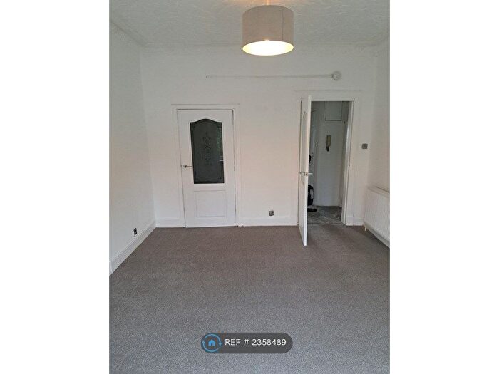 1 Bedroom Flat To Rent In Tollcross Road, Glasgow, G32