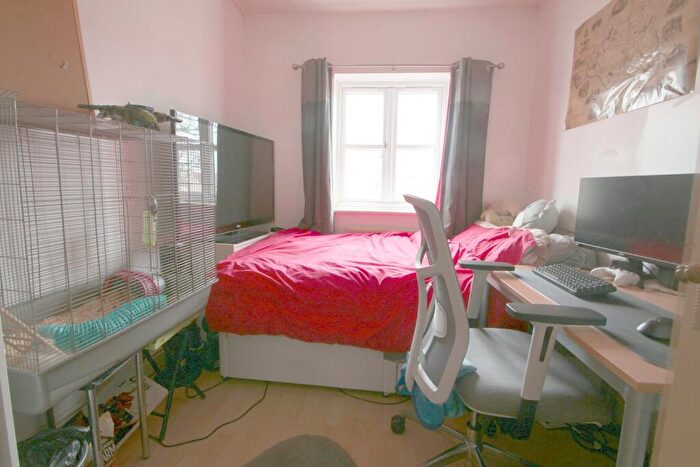 3 Bedroom End Of Terrace House For Sale In Ash Grove, Shepton Mallet, BA4