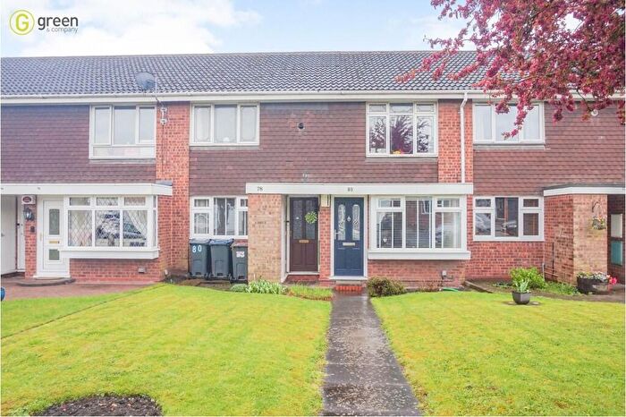 2 Bedroom Maisonette For Sale In Cheswood Drive, Minworth, B76