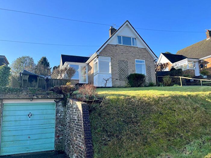 3 Bedroom Chalet For Sale In Ridgeside, Bledlow Ridge, HP14