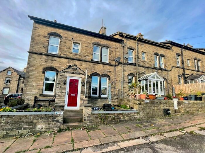 3 Bedroom End Of Terrace House To Rent In Croft Head Terrace, Glusburn, BD20