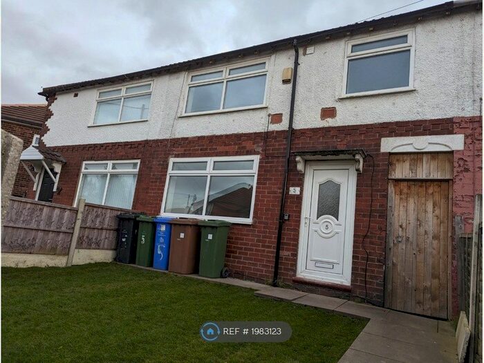 3 Bedroom Terraced House To Rent In Short Avenue, Droylsden, Manchester, M43