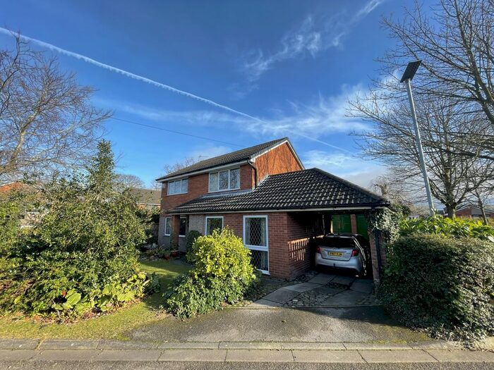 4 Bedroom Detached House For Sale In Ash Grove, Longton, PR4