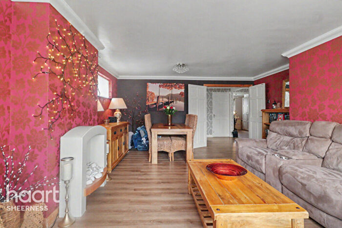 4 Bedroom Detached House For Sale In Drake Avenue, Minster, ME12