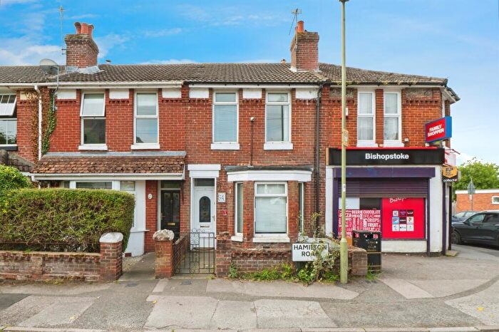 3 Bedroom Terraced House For Sale In Hamilton Road, Bishopstoke, Eastleigh, SO50