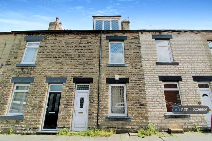 4 Bedroom Terraced House To Rent In Agnes Road, Barnsley, S70