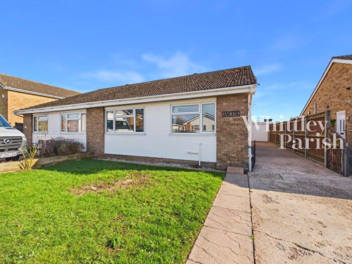 2 Bedroom Semi-Detached Bungalow To Rent In Russet Road, Diss, IP22