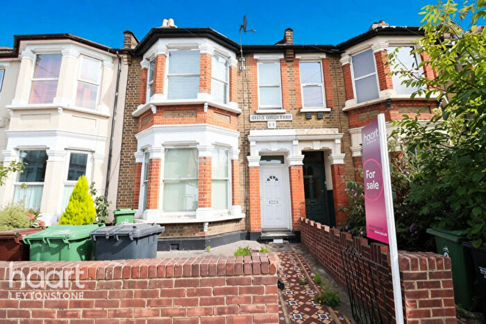 3 Bedroom Terraced House For Sale In Grove Green Road, London, E11
