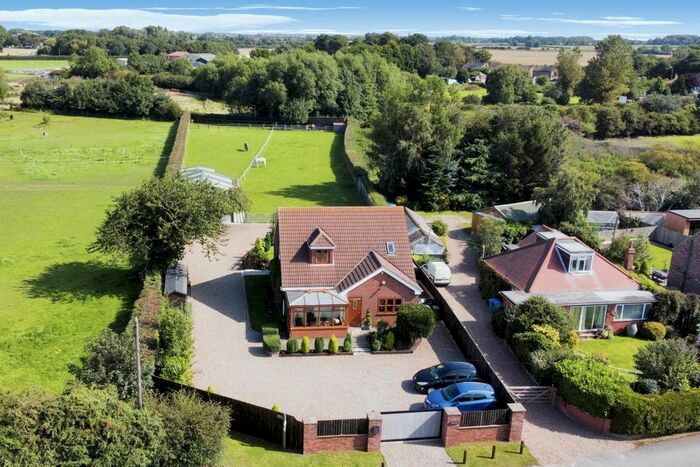 4 Bedroom Detached House For Sale In Pitt Lane, Ryehill, Hull, HU12