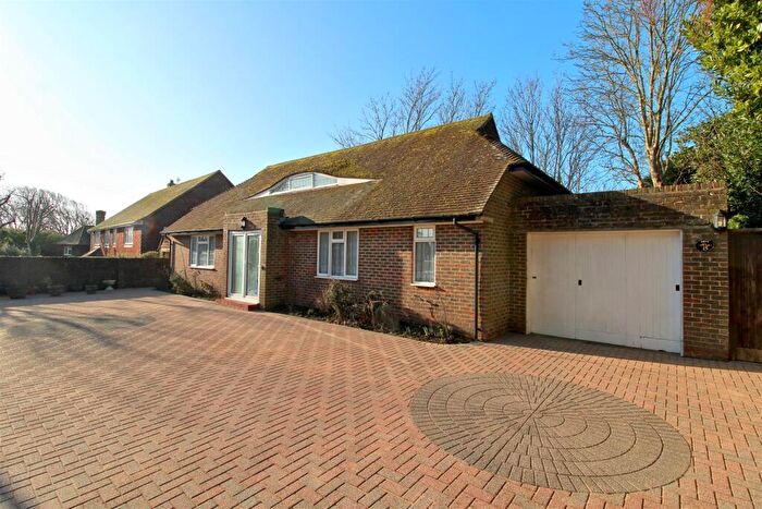 2 Bedroom Detached Bungalow For Sale In Blatchington Hill, Seaford, BN25