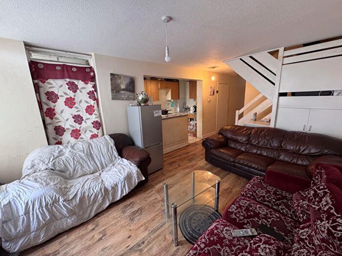 3 Bedroom Detached House For Sale In Neville Court, Washington, NE37