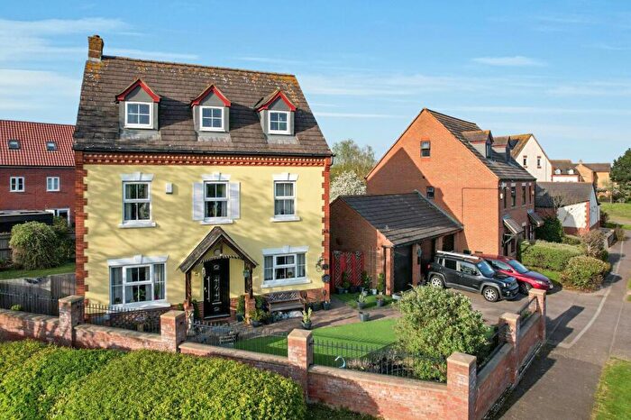 5 Bedroom Detached House For Sale In Kilwinning Drive, Monkston, MK10
