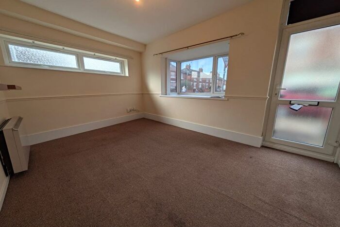 1 Bedroom Flat To Rent In Trent Road, NG9
