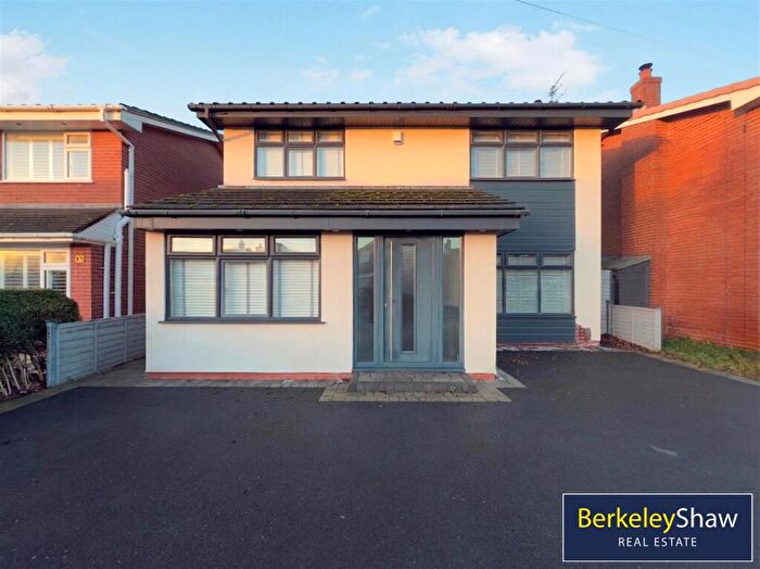 4 Bedroom Detached House For Sale In Elvington Road, Hightown, Liverpool, L38