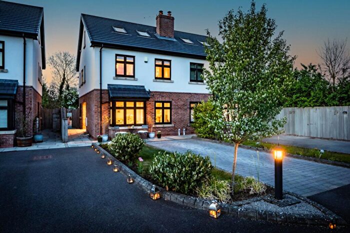 4 Bedroom Semi-Detached House For Sale In Lyme View Place, Poynton, SK12