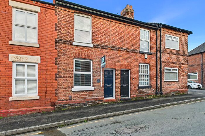 2 Bedroom Terraced House For Sale In Chapel Lane, Stockton Heath, WA4