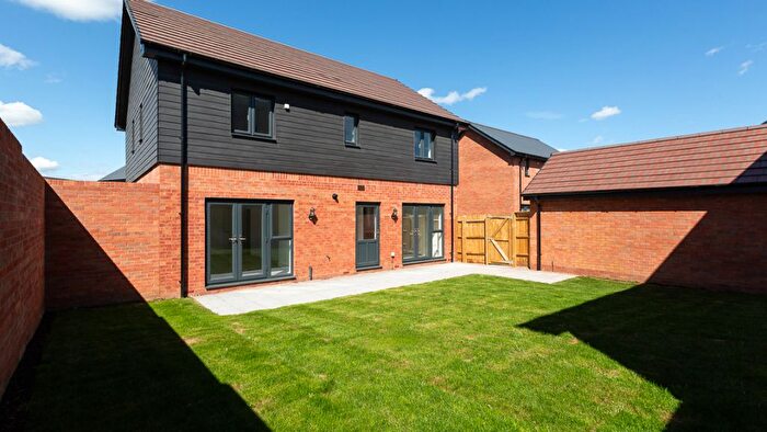 4 Bedroom Detached House For Sale In Marcus Astill Way, Warwick, CV34