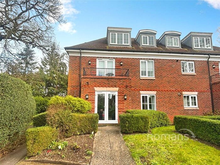 2 Bedroom Flat To Rent In London Road, Ascot, SL5