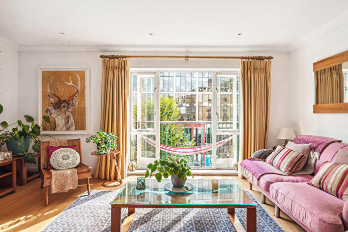 4 Bedroom Penthouse For Sale In Folgate Street, Spitalfields, E1