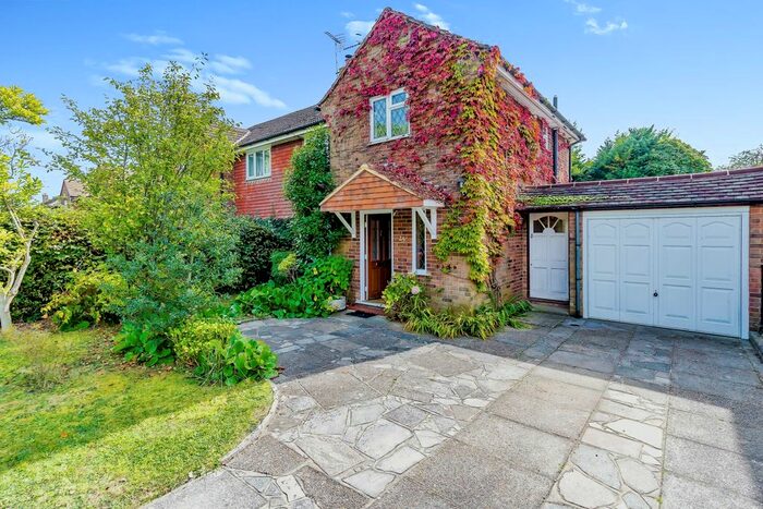 3 Bedroom Semi-Detached House For Sale In Hunters Chase, South Godstone, Godstone, Surrey, RH9