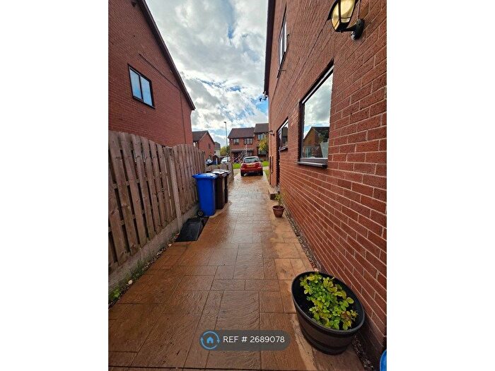 2 Bedroom Semi-Detached House To Rent In Ashwell Road, Sheffield, S13