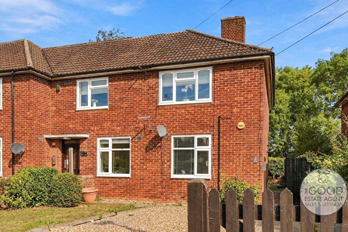 1 Bedroom Flat For Sale In Willingale Road, Loughton, IG10