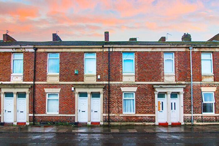 2 Bedroom Flat For Sale In Grey Street, North Shields, NE30