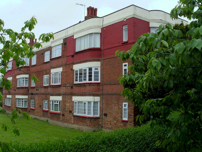 3 Bedroom Apartment To Rent In Gilda Court, Hendon, London, NW7