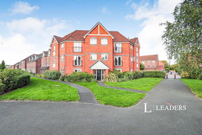 2 Bedroom Apartment To Rent In College Green Walk, DE3