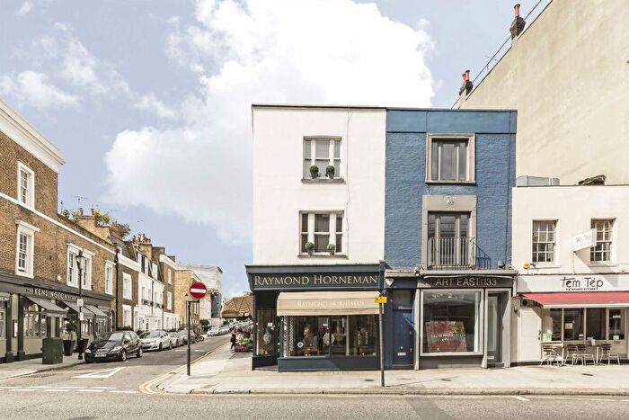 2 Bedroom Flat To Rent In Kensington Church Street, Kensington, W8