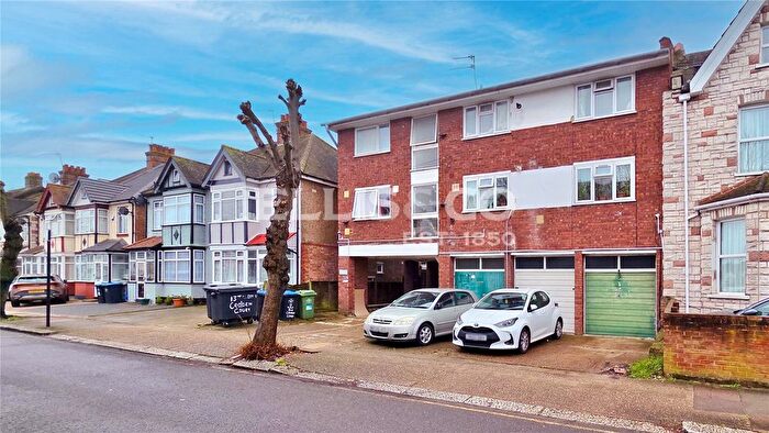 1 Bedroom Flat For Sale In Talbot Road, Wembley, HA0