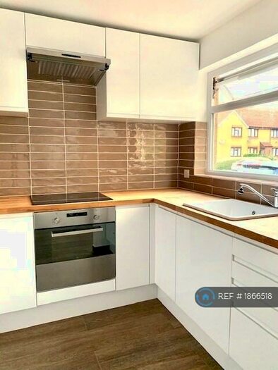 2 Bedroom Maisonette To Rent In Harrier Mews, London, SE28