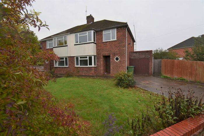3 Bedroom Semi-Detached House To Rent In Montrose Avenue, Leamington Spa, Warwickshire, CV32