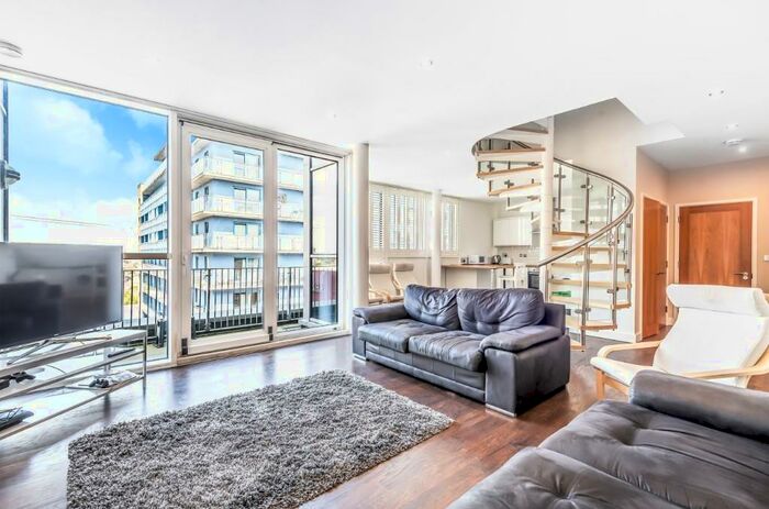 2 Bedroom Penthouse To Rent In Marmara Apartments, Western Gateway, E16