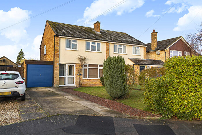 3 Bedroom Semi Detached House For Sale In Abelwood Road, Long Hanborough, Oxfordshire, OX29