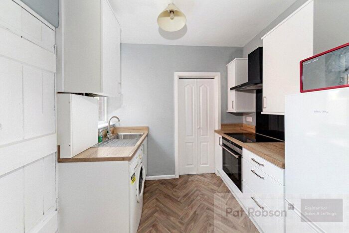 2 Bedroom Apartment To Rent In Addycombe Terrace, Heaton, Newcastle Upon Tyne, Tyne & Wear, NE6