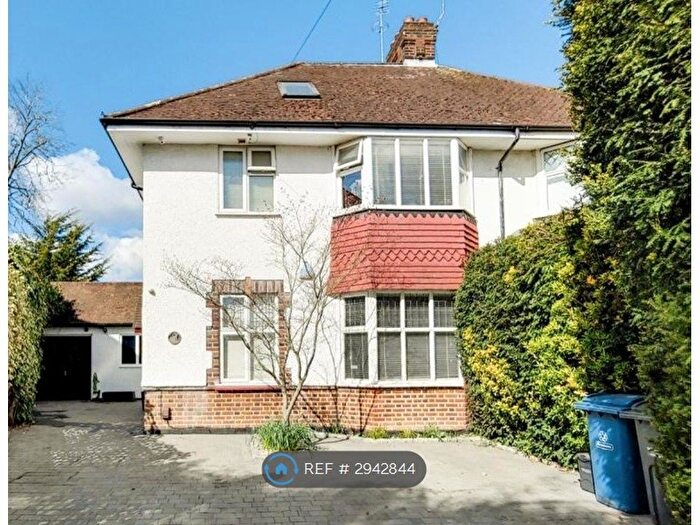 4 Bedroom Semi Detached House To Rent In Moorcroft Way, Pinner, HA5