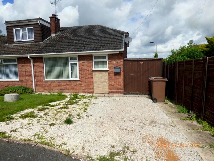 2 Bedroom Bungalow To Rent In Westfield Close, Ilkeston, DE7