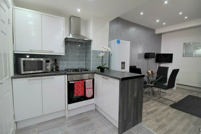 3 Bedroom House To Rent In Ottley Street, L6