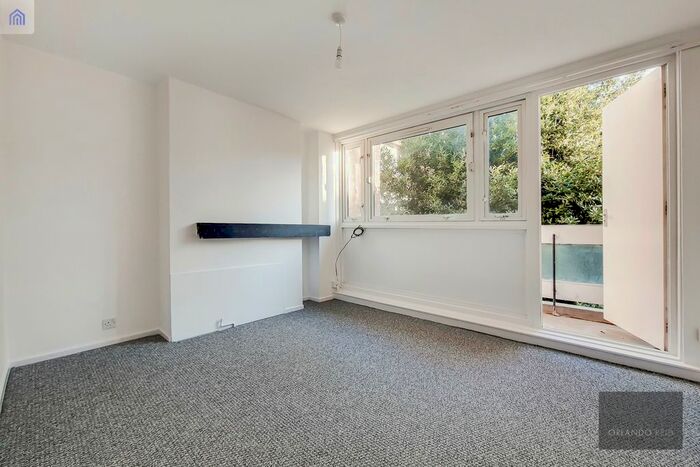 2 Bedroom Maisonette To Rent In Cottage Grove, London SW9