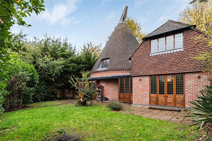 4 Bedroom Detached House For Sale In St. Georges Road, Bromley, BR1