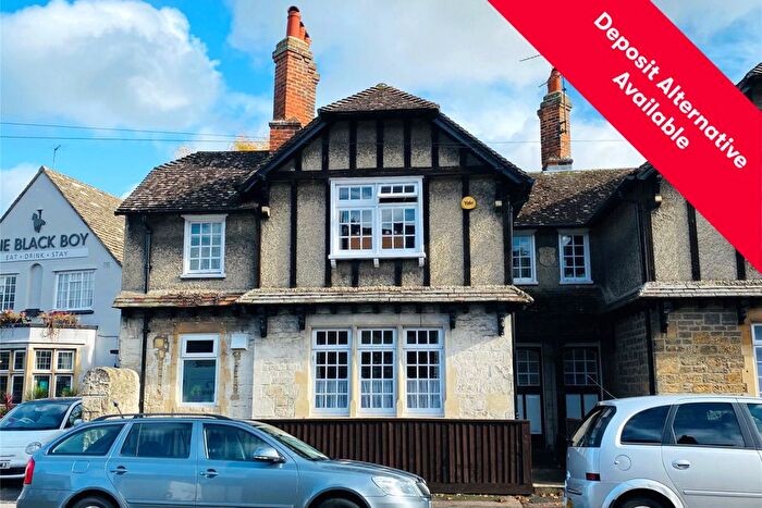 3 Bedroom Detached House To Rent In Old High Street, Headington, Oxford, Oxfordshire, OX3