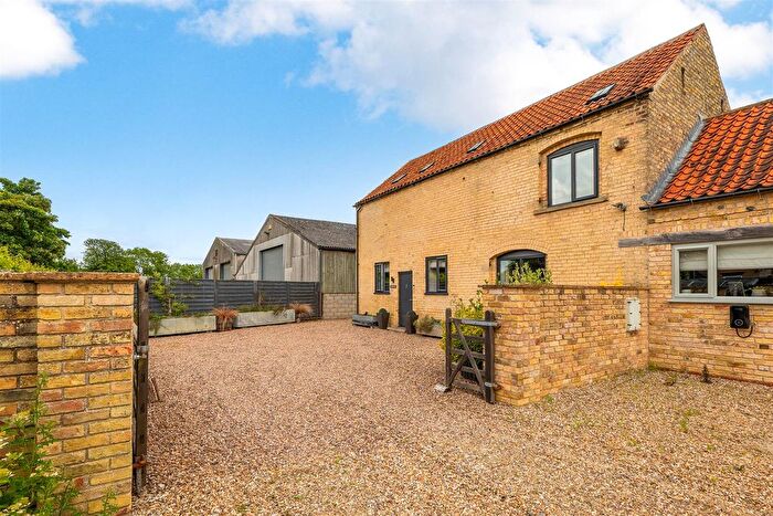 3 Bedroom Barn Conversion For Sale In Market Rasen Road, Welton Hill, Lincoln, LN2