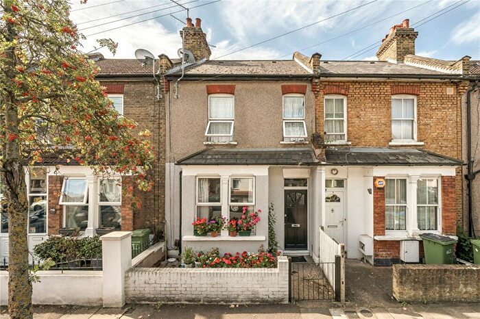 1 Bedroom Property To Rent In Brookdene Road, Plumstead, SE18