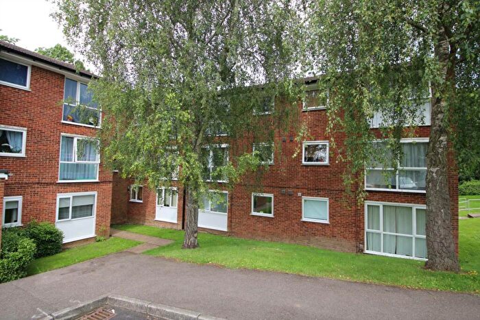 2 Bedroom Flat To Rent In Aston View, Hemel Hempstead, HP2