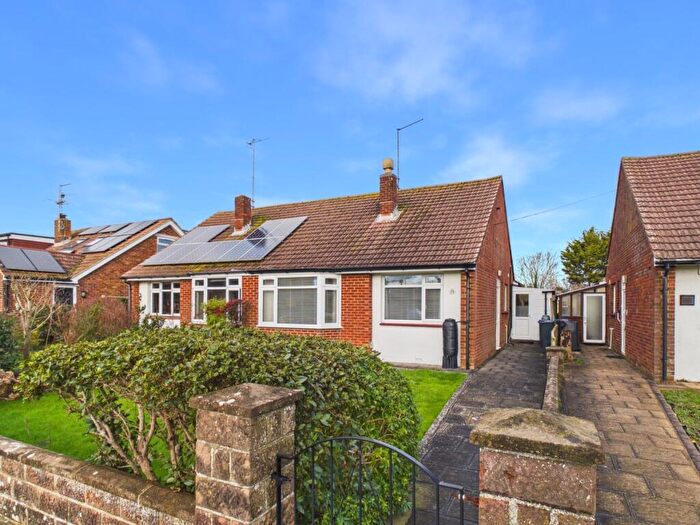 2 Bedroom Semi-Detached Bungalow For Sale In Wiston Avenue, Worthing, BN14